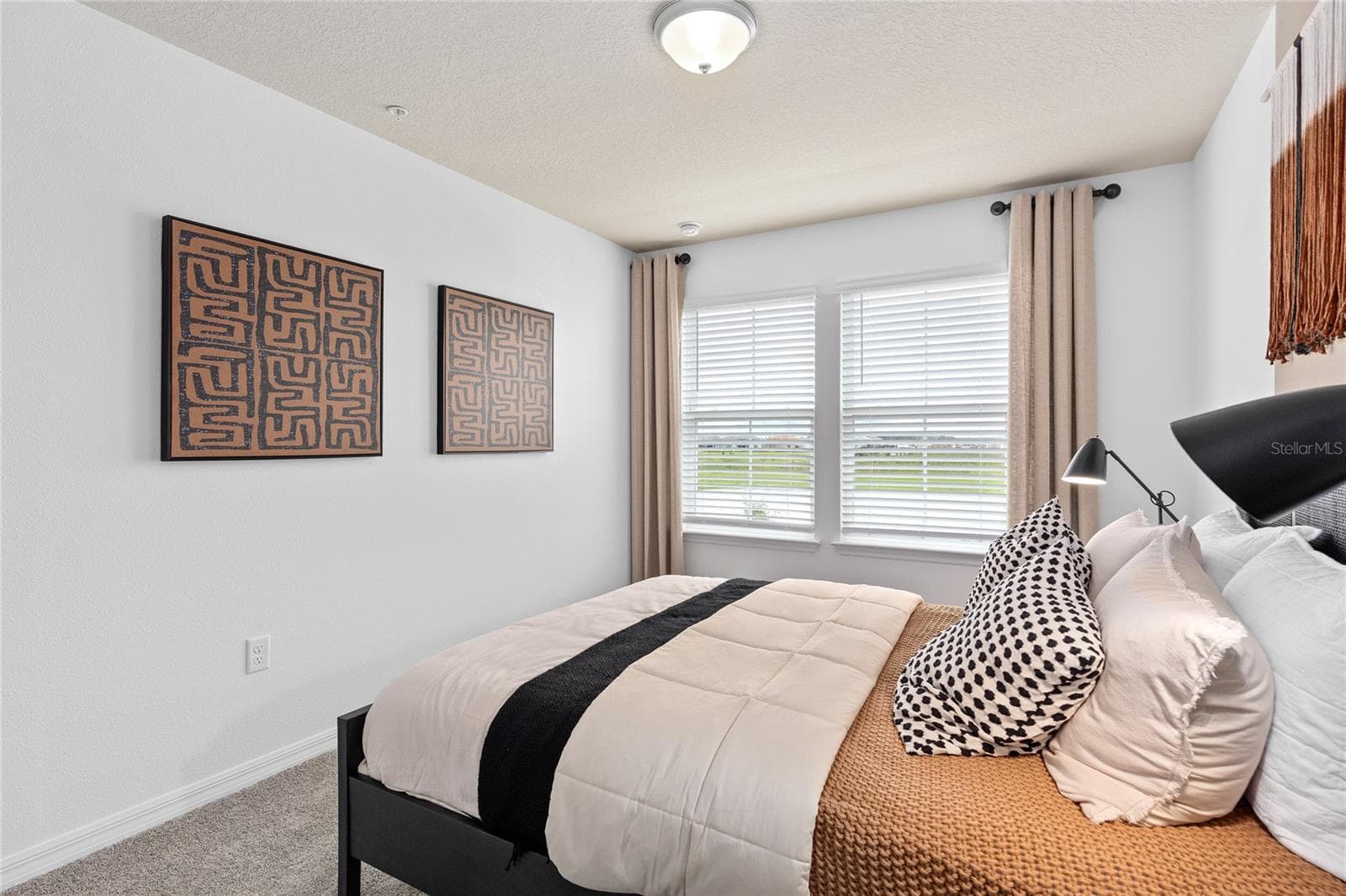 Model Home Design Only. Pictures and furnishings are for illustrative purposes only. Elevations, colors and options may vary. Furniture is for model home staging only. - 4556 ORCHARD VIEW ALY, CLERMONT