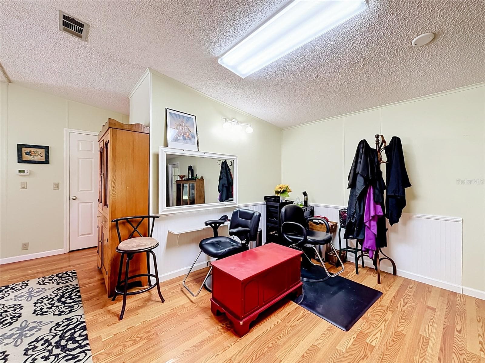 Manufactured Home at 218 COVENT GARDEN AVE, DAVENPORT, photo 21 of 63