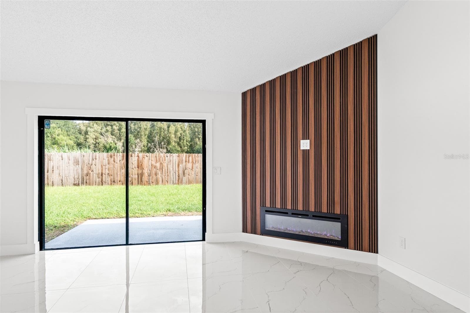 Single Family Residence at 7131 HOLLOWELL DR, TAMPA, photo 13 of 47