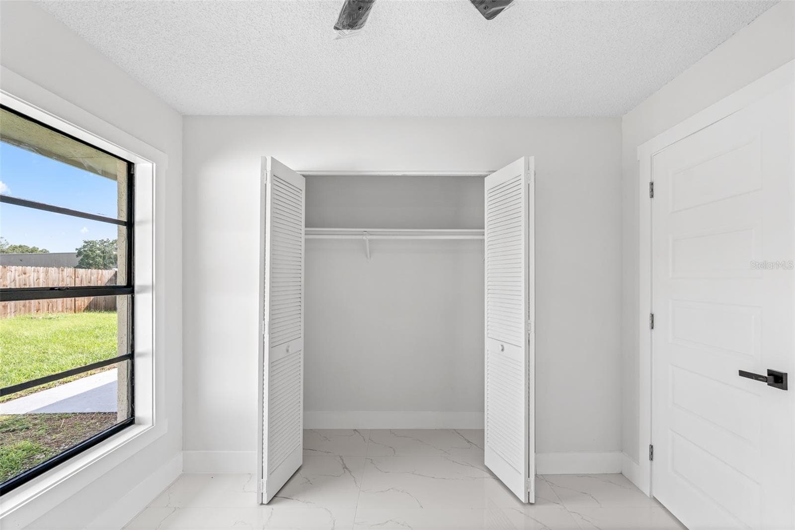 Single Family Residence at 7131 HOLLOWELL DR, TAMPA, photo 33 of 47