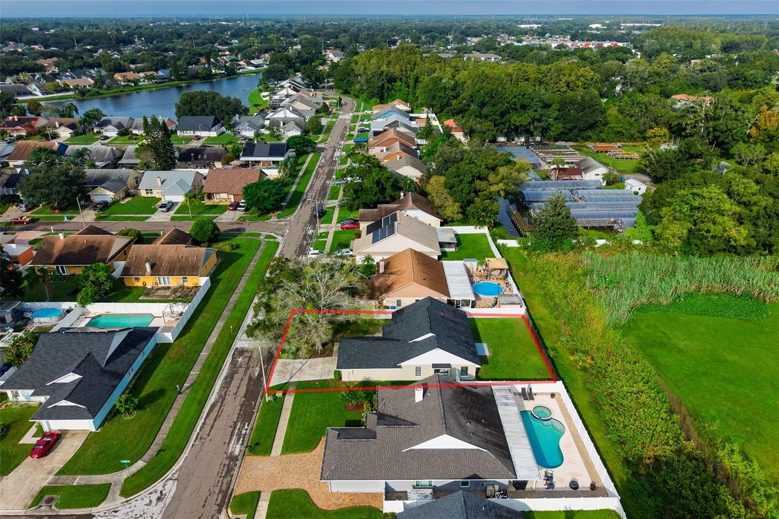 Single Family Residence at 7131 HOLLOWELL DR, TAMPA, photo 46 of 47