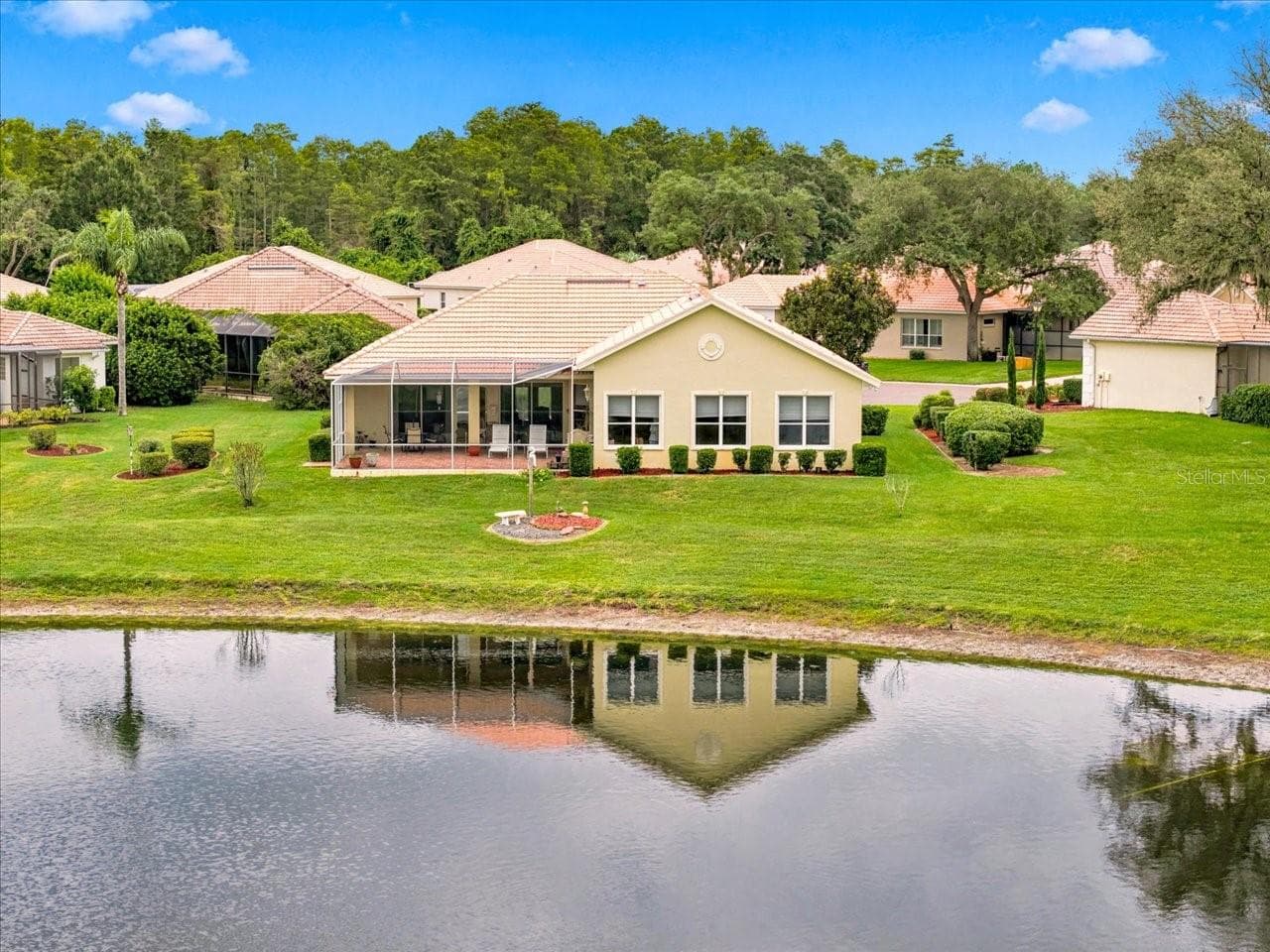 Single Family Residence at 10081 GEORGETOWN CT, WEEKI WACHEE, photo 5 of 81