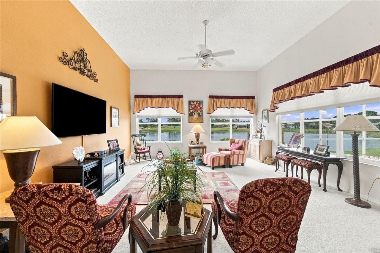 Single Family Residence at 10081 GEORGETOWN CT, WEEKI WACHEE, photo 37 of 81