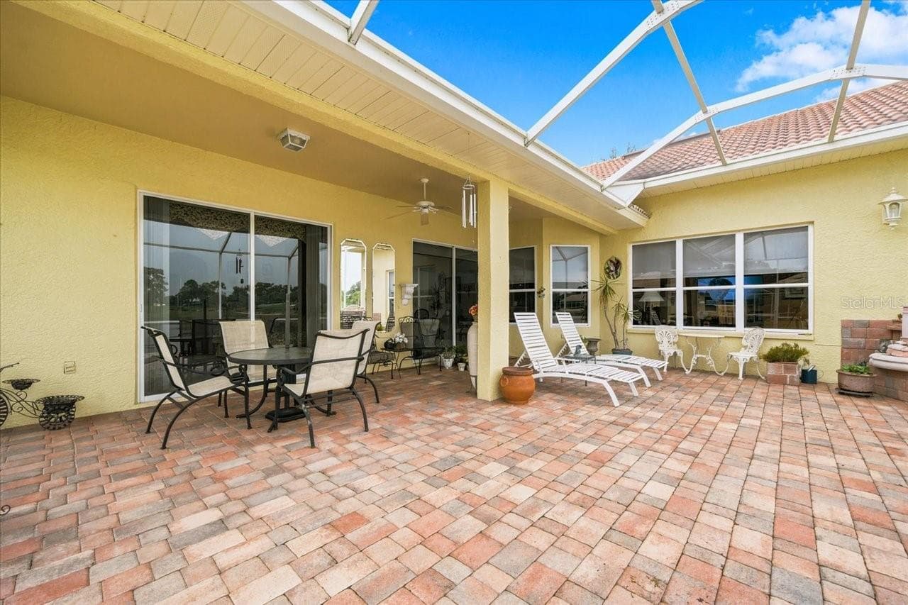 Single Family Residence at 10081 GEORGETOWN CT, WEEKI WACHEE, photo 65 of 81