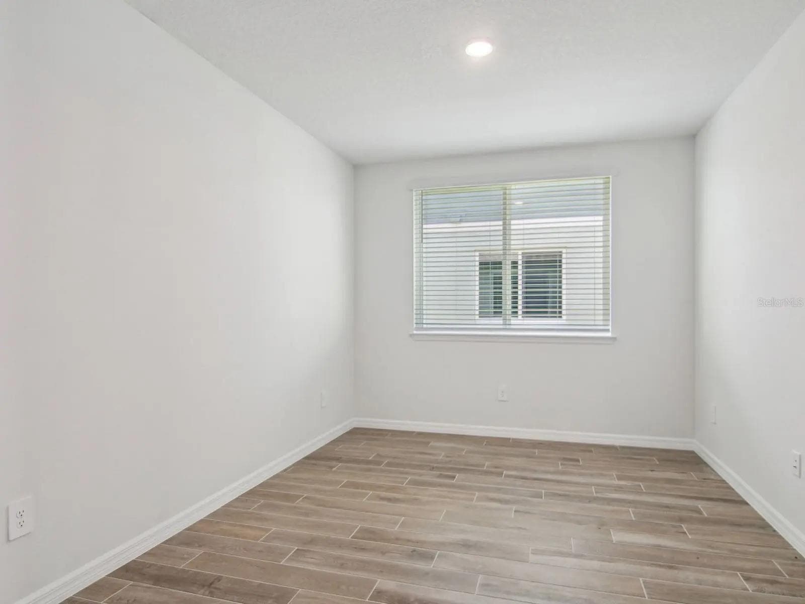 Single Family Residence at 10827 BUDDING BLOSSOM CT, PARRISH, photo 13 of 15