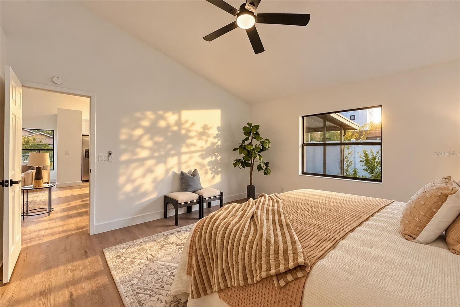 Single Family Residence at 11233 ELMFIELD DR, TAMPA, photo 8 of 38