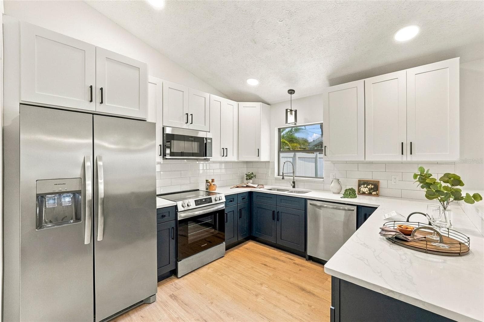 Single Family Residence at 11233 ELMFIELD DR, TAMPA, photo 21 of 38