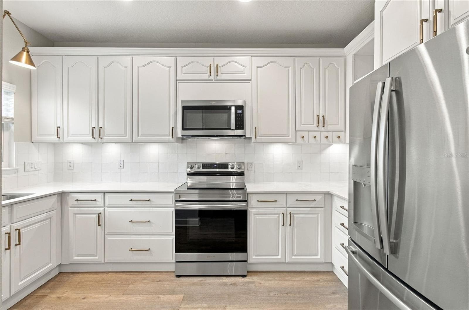 Renovated Kitchen - 5303 POINT PLEASANT LN, TAMPA