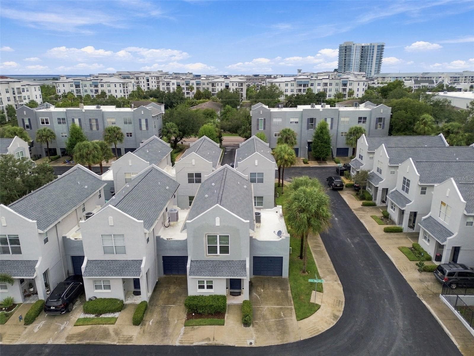 Townhouse at 5303 POINT PLEASANT LN, TAMPA, photo 37 of 41