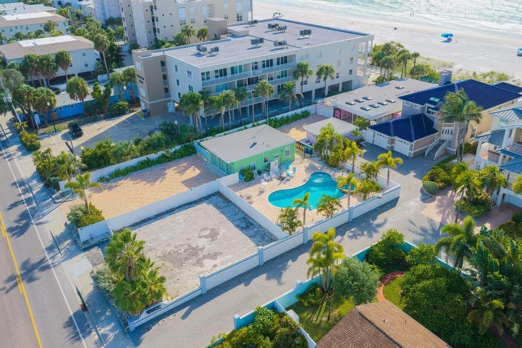 100 foot on Gulf Blvd. - 1512 GULF BLVD, INDIAN ROCKS BEACH