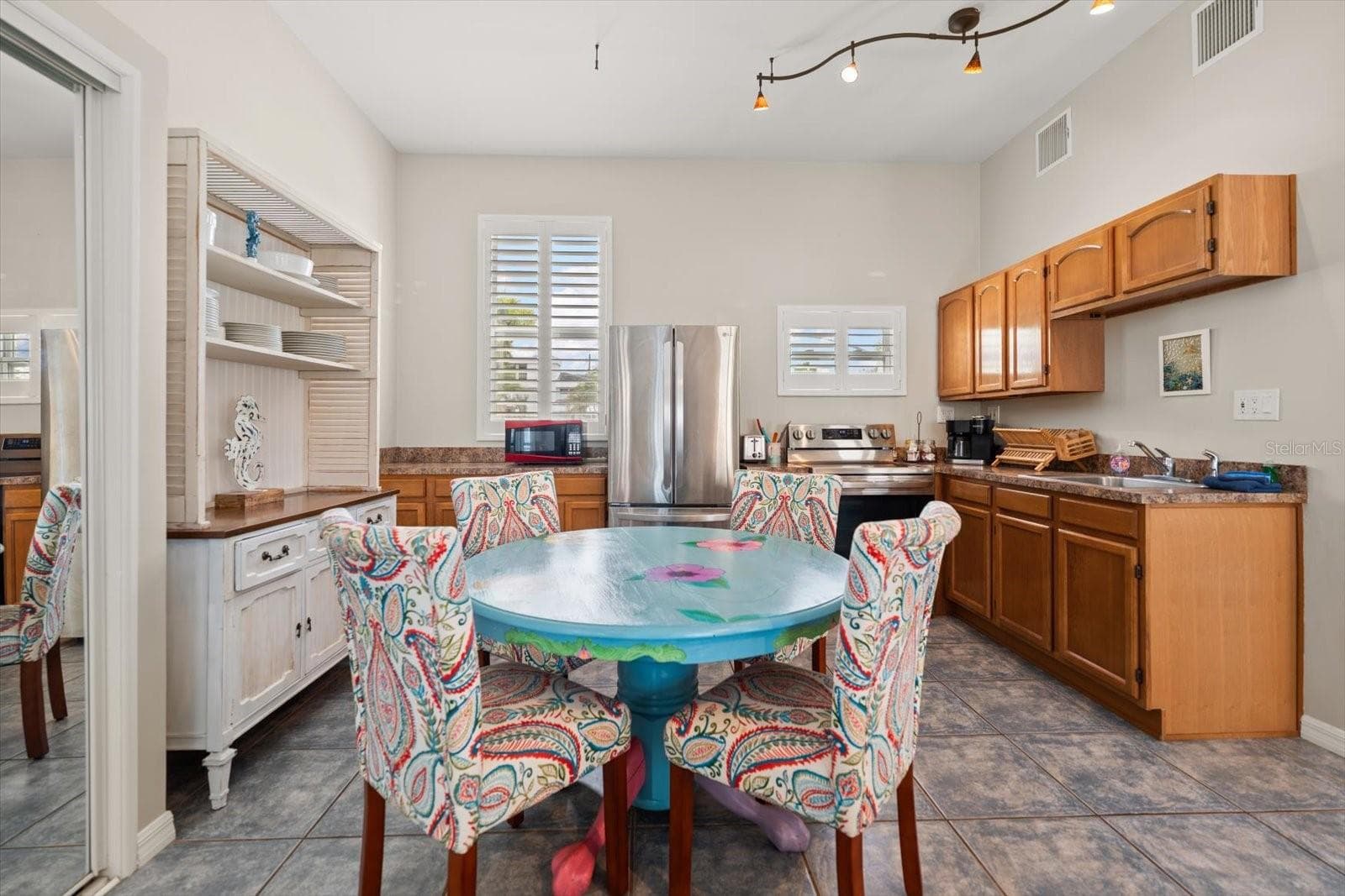1 bedroom kitchen area - 1512 GULF BLVD, INDIAN ROCKS BEACH