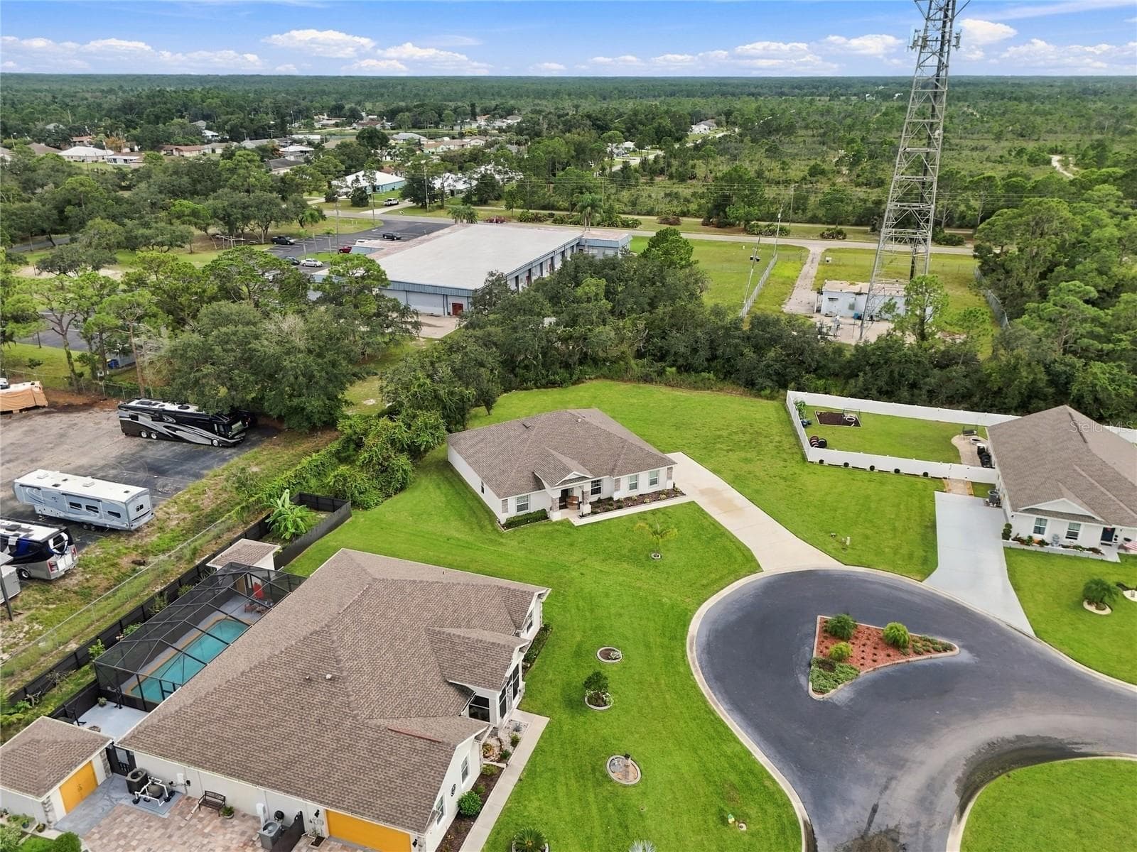 Lots of privacy - 5020 MOSS HAMMOCK TRL, SEBRING