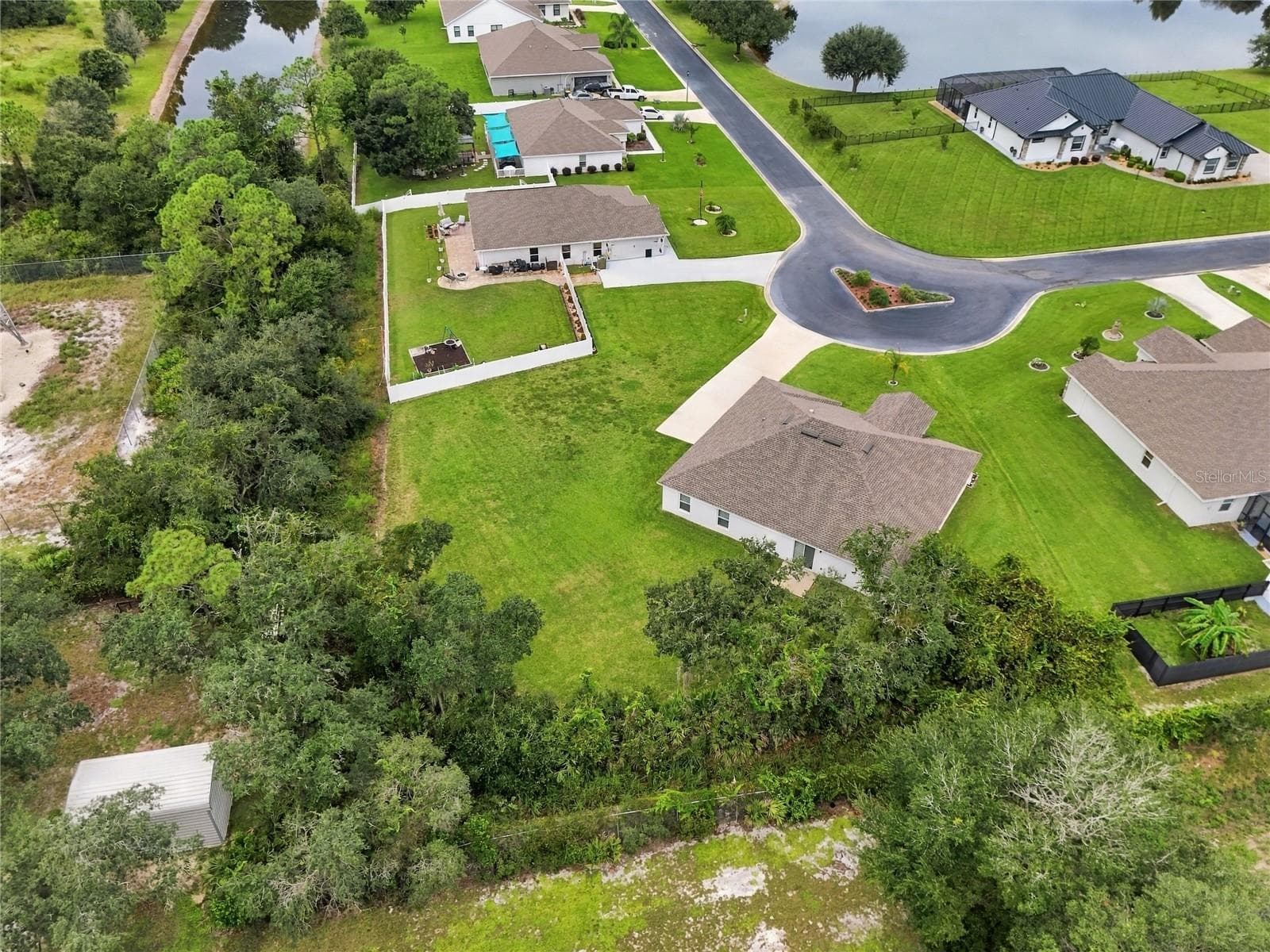 Worry free living in this almost new home - 5020 MOSS HAMMOCK TRL, SEBRING