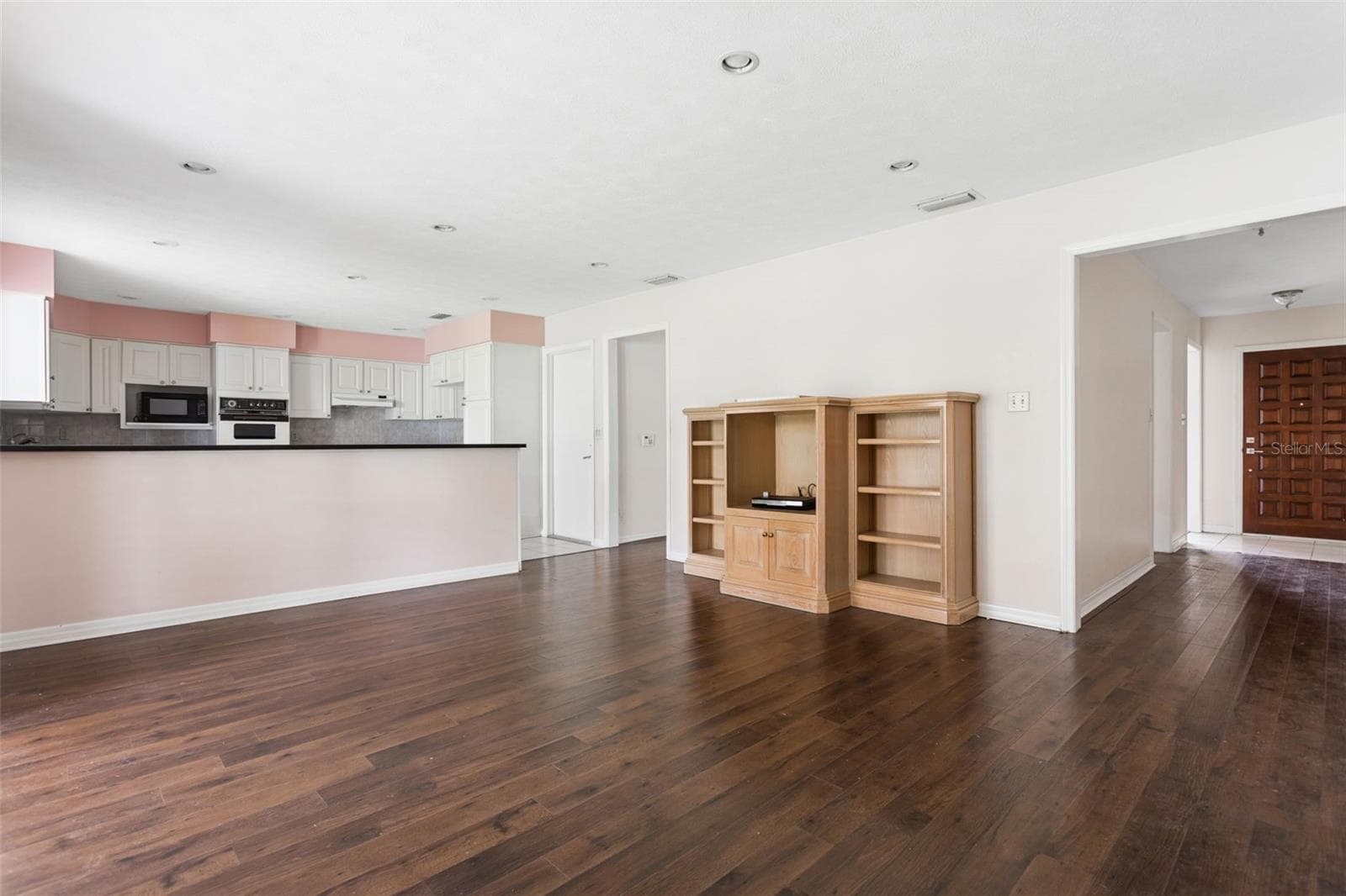 Single Family Residence at 4208 N RIVER VIEW AVE, TAMPA, photo 11 of 25