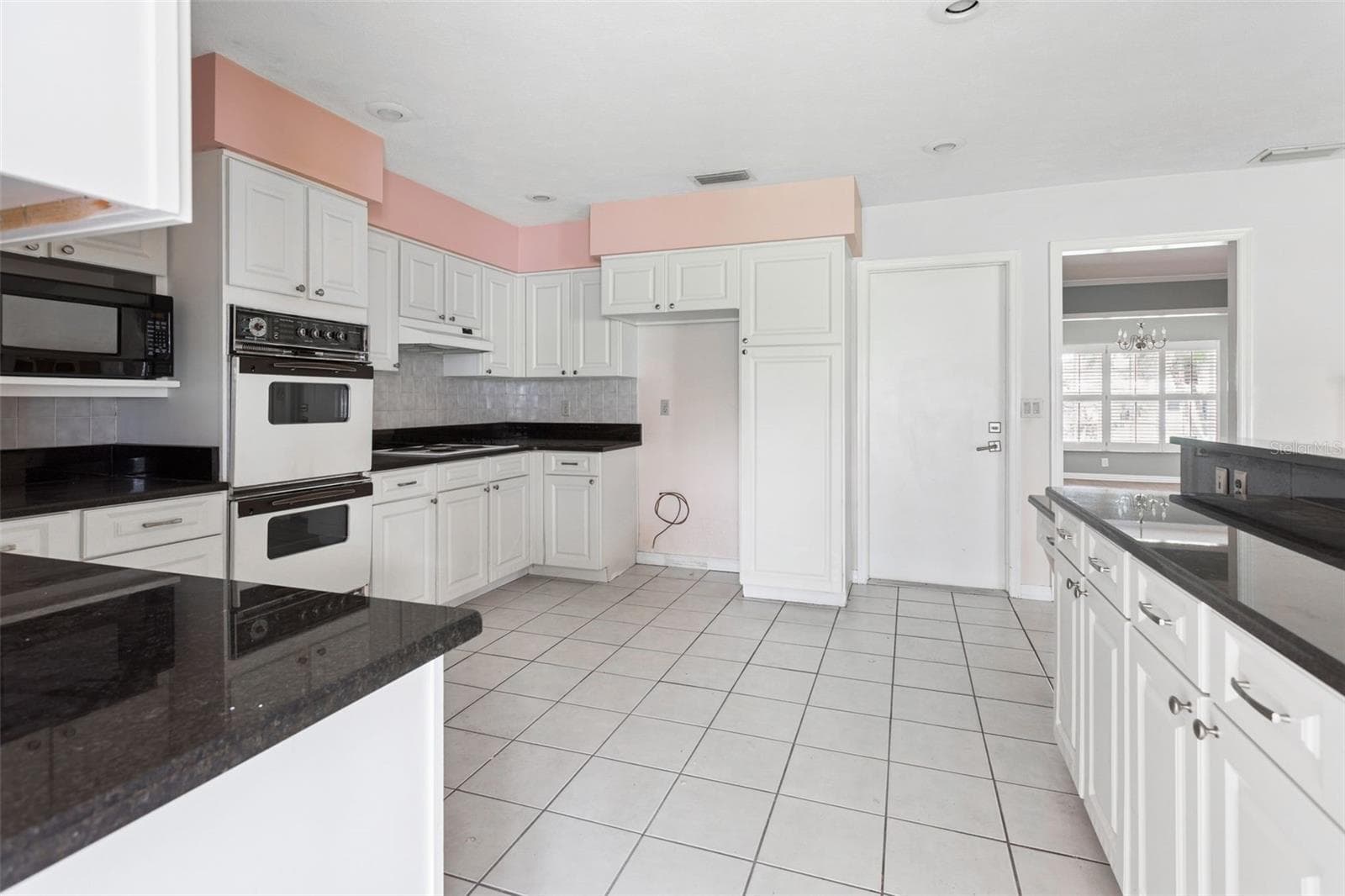 Single Family Residence at 4208 N RIVER VIEW AVE, TAMPA, photo 12 of 25