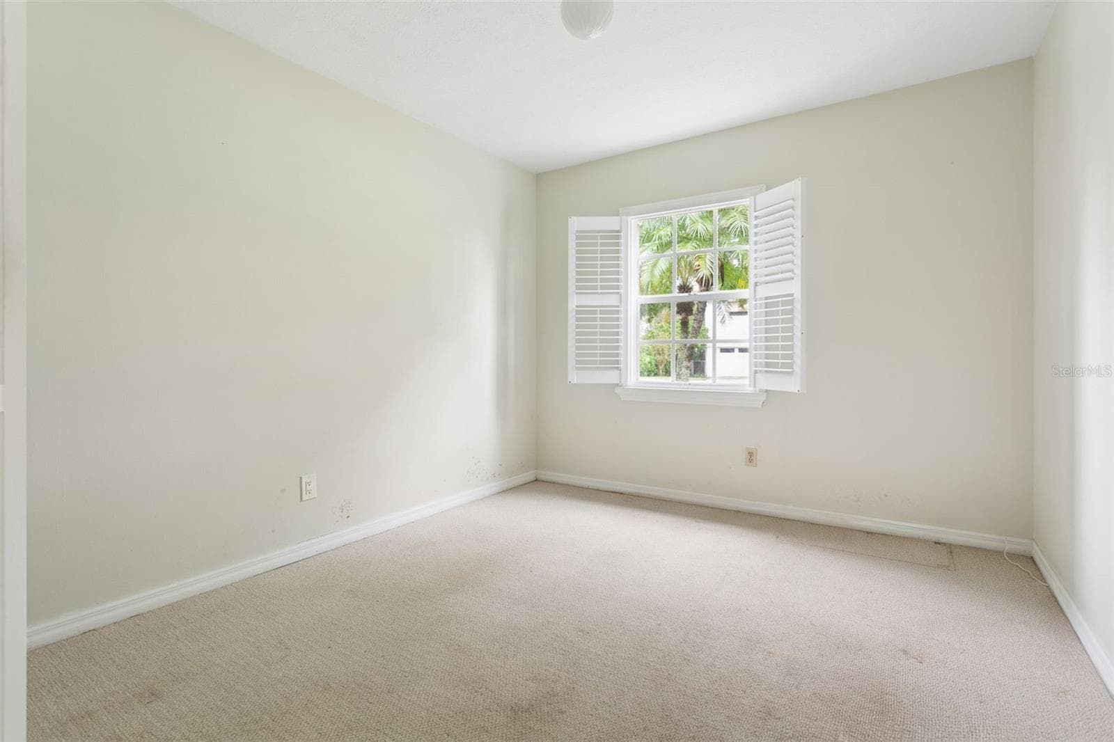 Single Family Residence at 4208 N RIVER VIEW AVE, TAMPA, photo 16 of 25