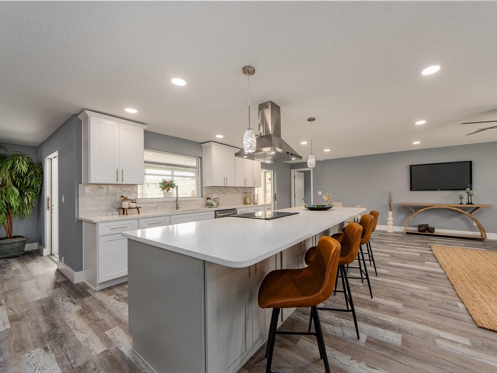 Single Family Residence at 1825 YALE DR, CLEARWATER, photo 6 of 32