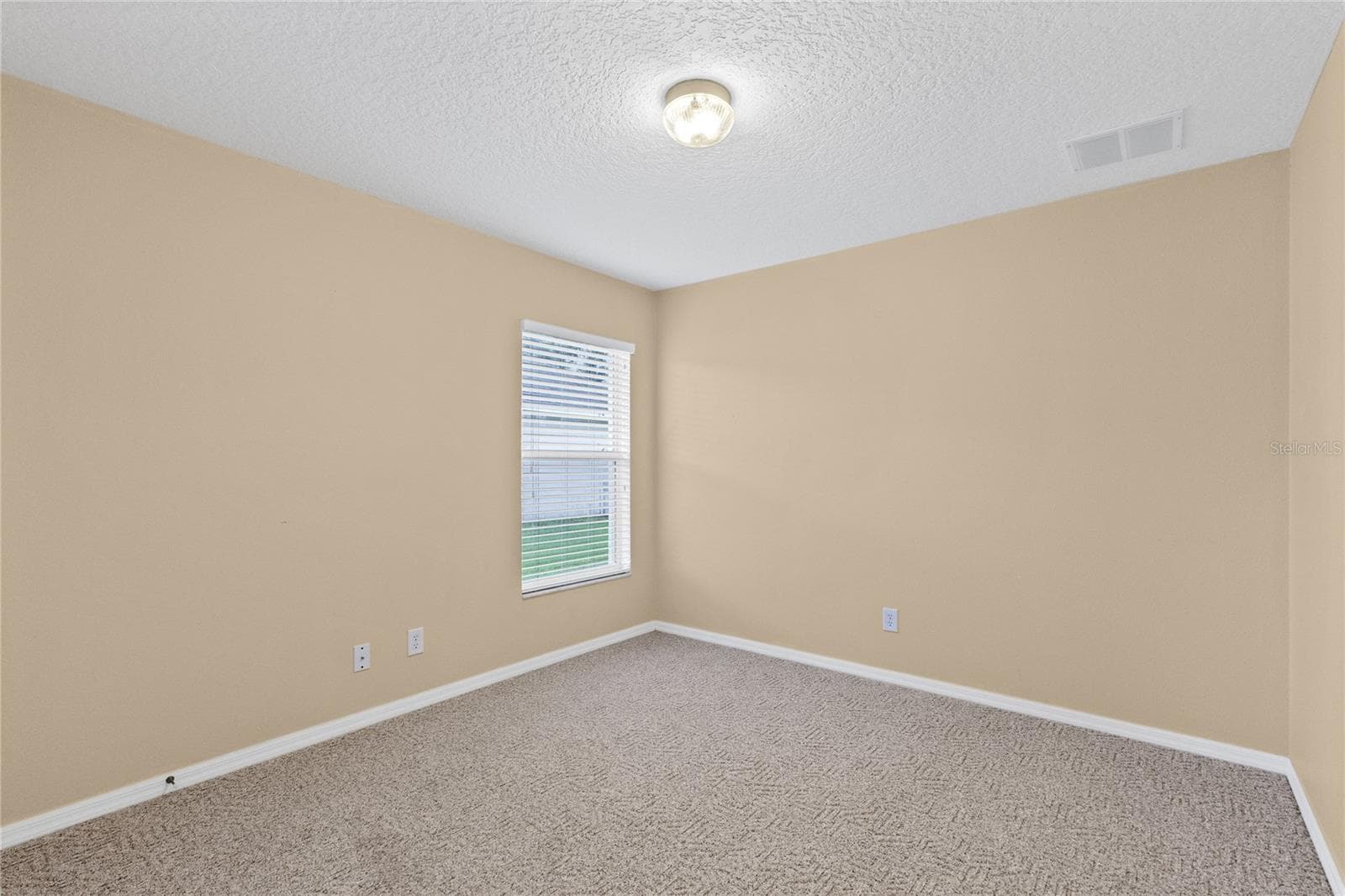 Single Family Residence at 3235 LORIMAR LN, ST CLOUD, photo 14 of 34