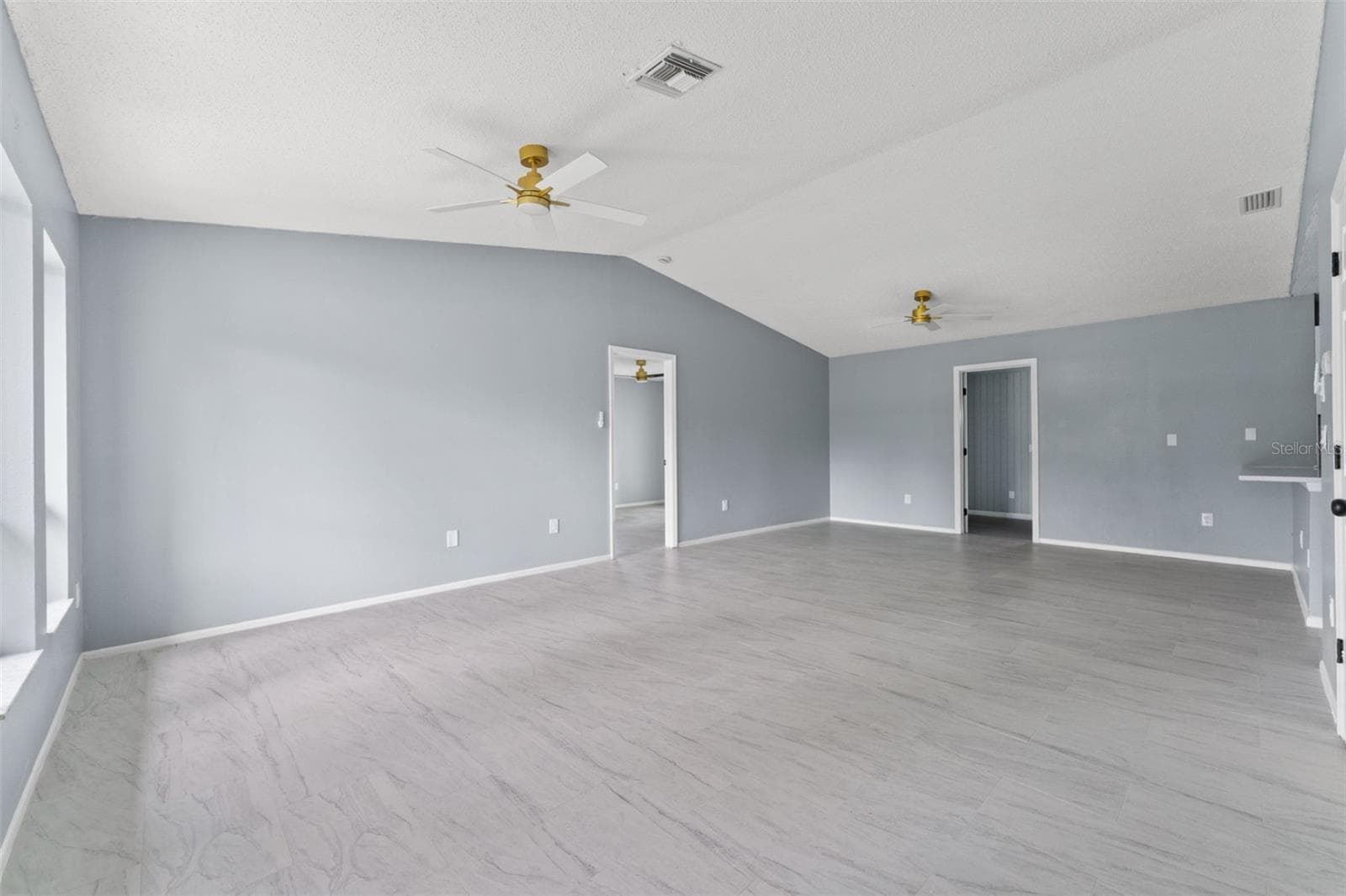 Single Family Residence at 7422 BANBURY TER, PORT CHARLOTTE, photo 4 of 24