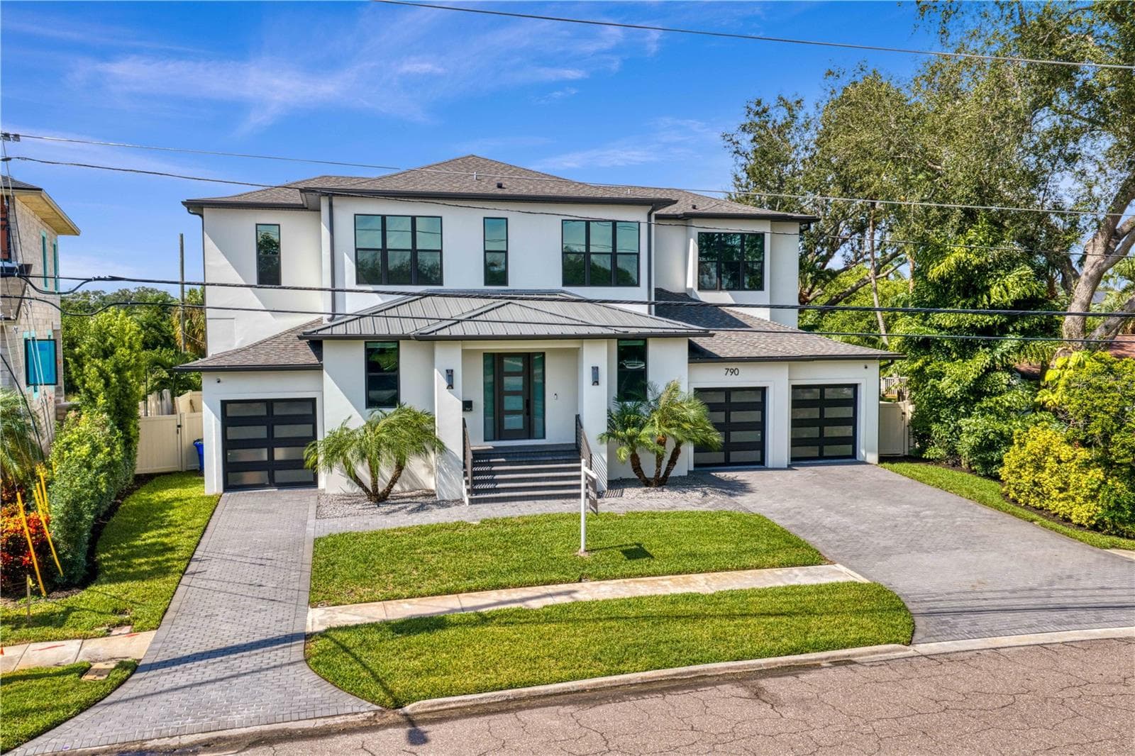 790 CORDOVA BLVD NE
