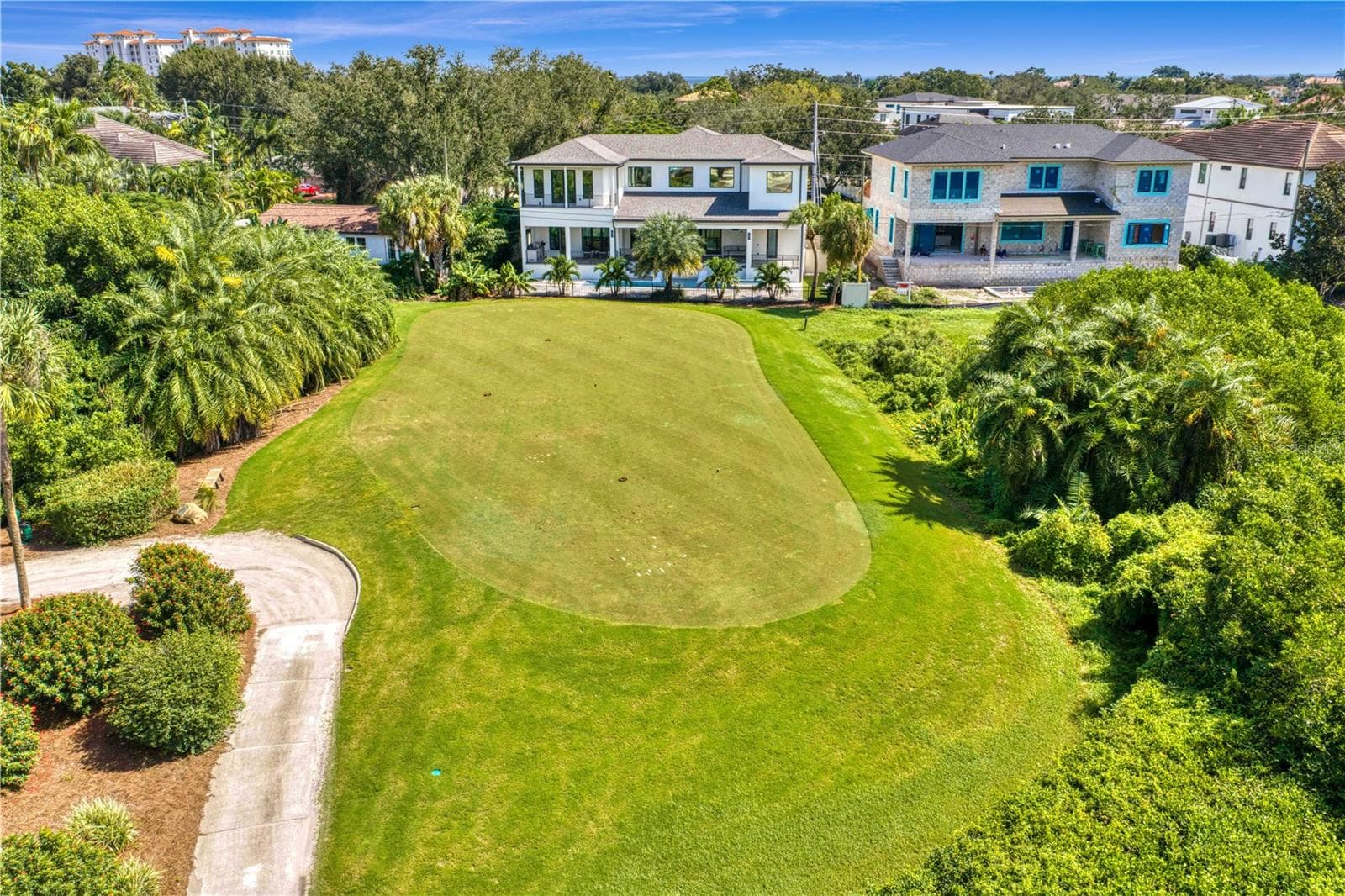 Single Family Residence at 790 CORDOVA BLVD NE, ST PETERSBURG, photo 5 of 54