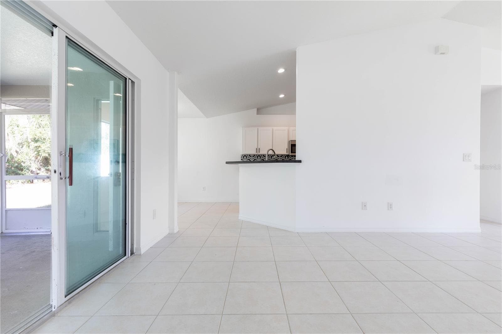 Single Family Residence at 31 SEATTLE TRL, PALM COAST, photo 9 of 50