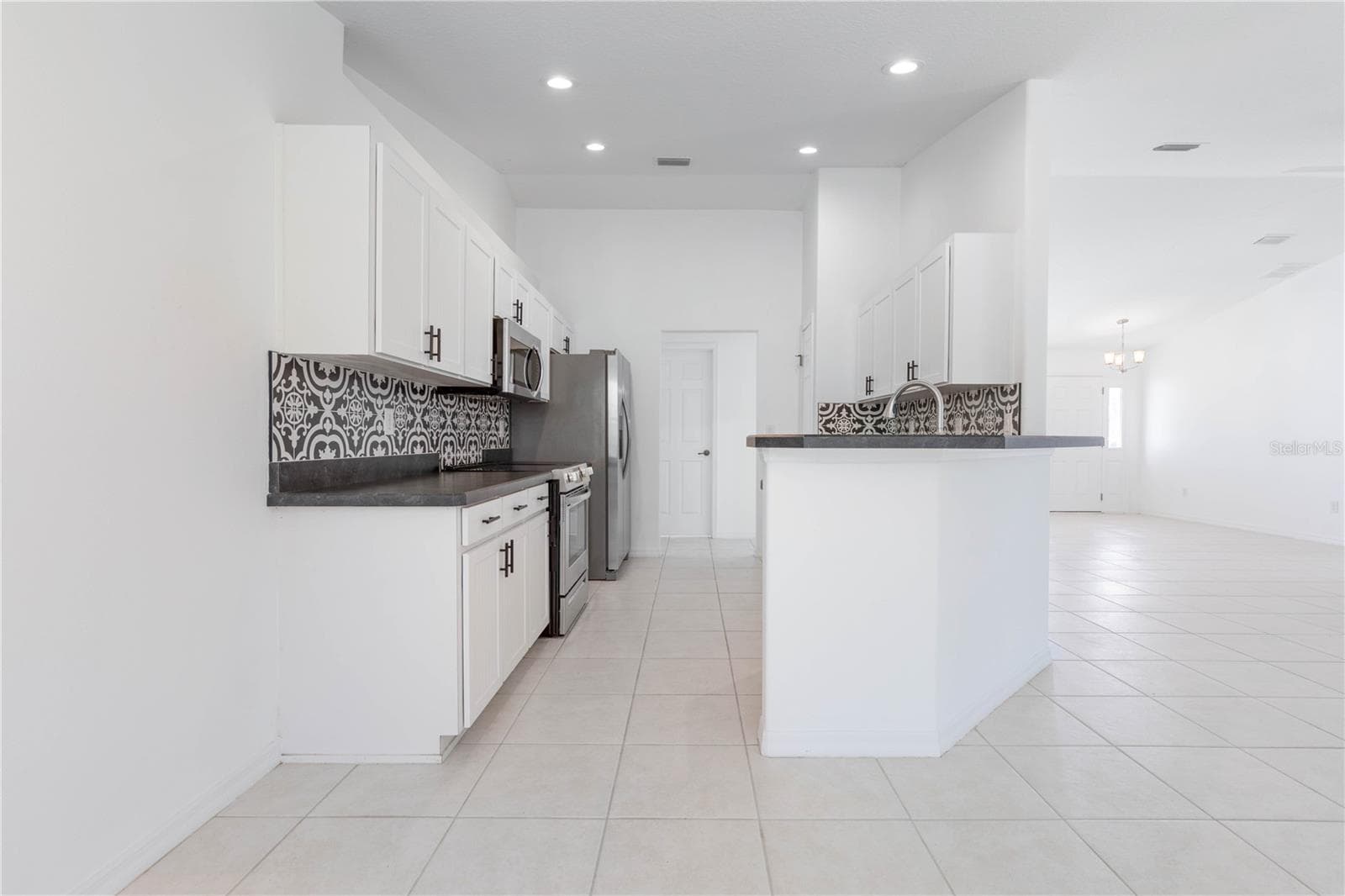 Single Family Residence at 31 SEATTLE TRL, PALM COAST, photo 10 of 50