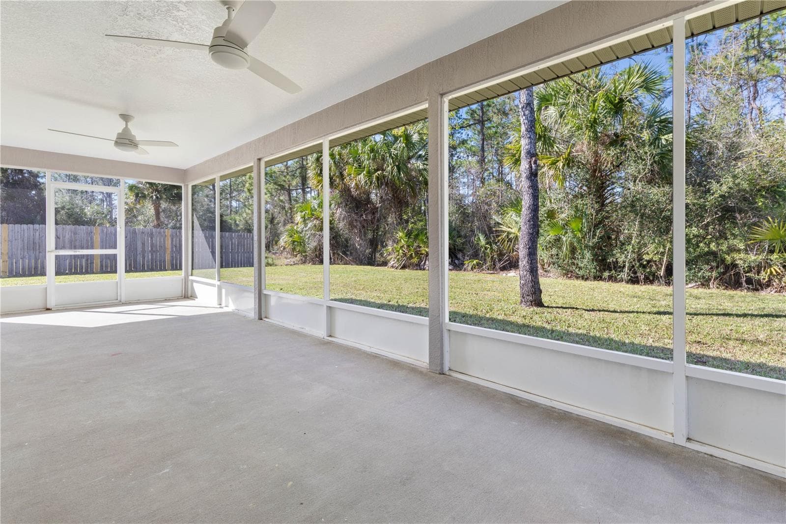 Single Family Residence at 31 SEATTLE TRL, PALM COAST, photo 33 of 50