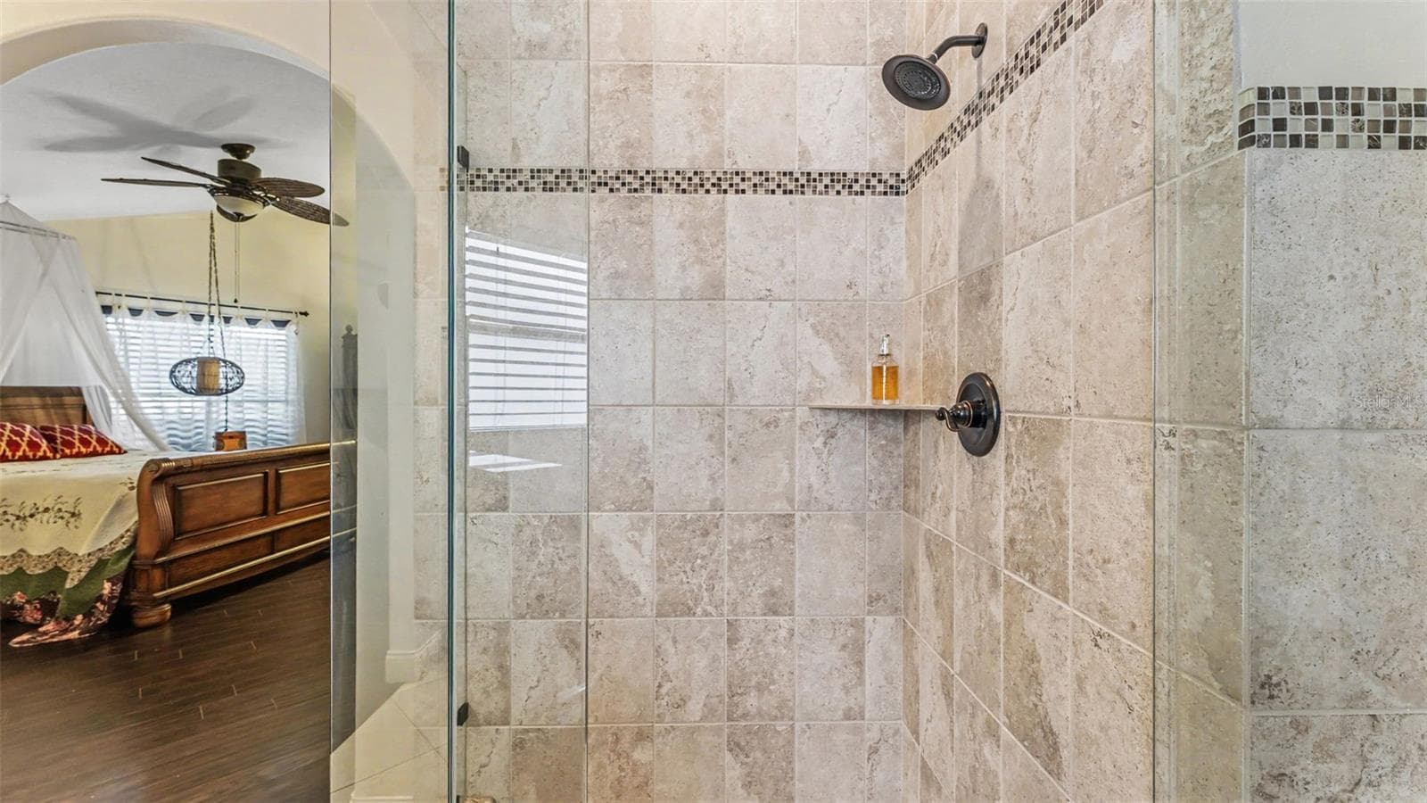 Primary bath shower stall - 126 KING GEORGE DR, DAVENPORT