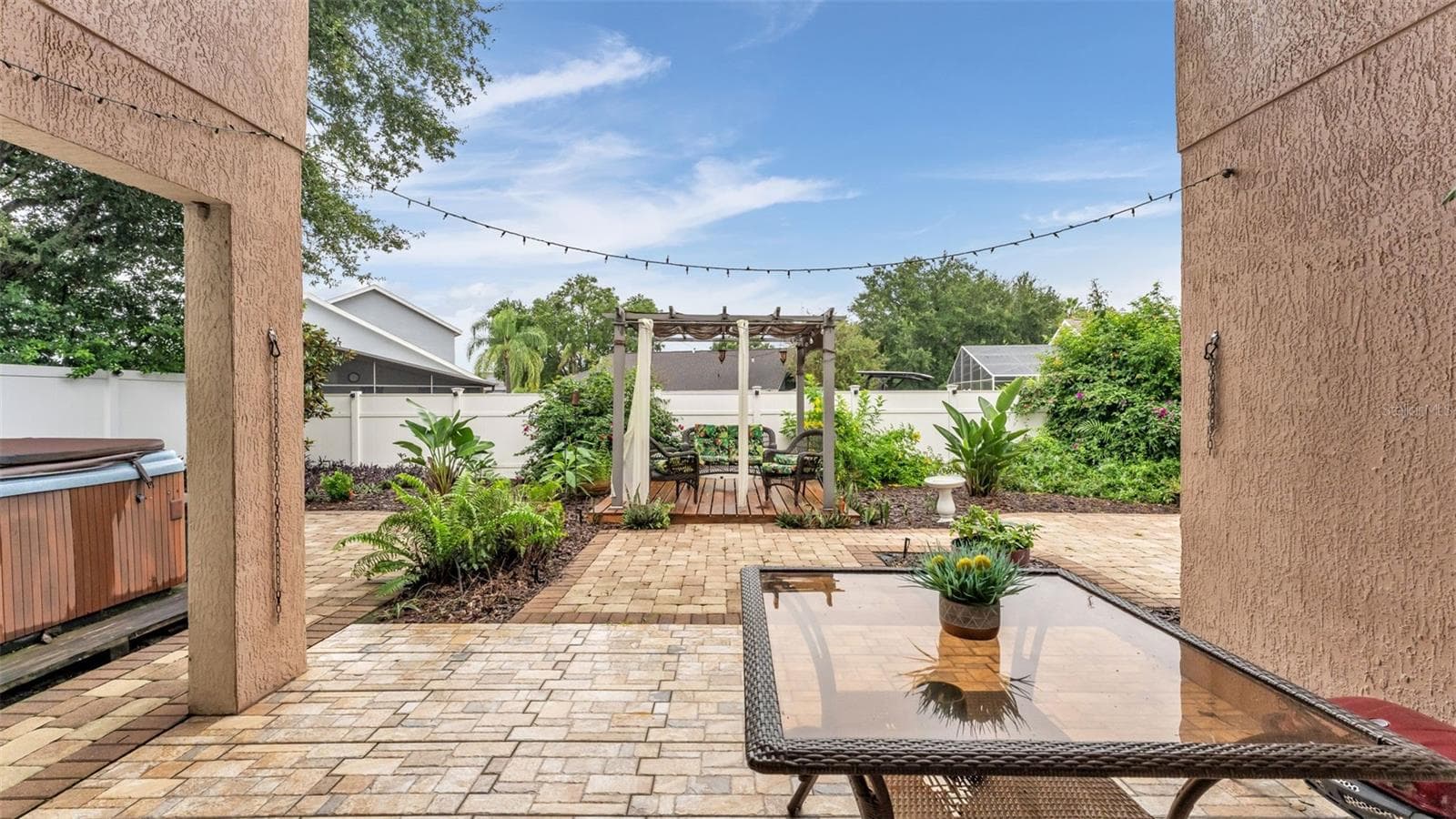 Back Patio View - 126 KING GEORGE DR, DAVENPORT