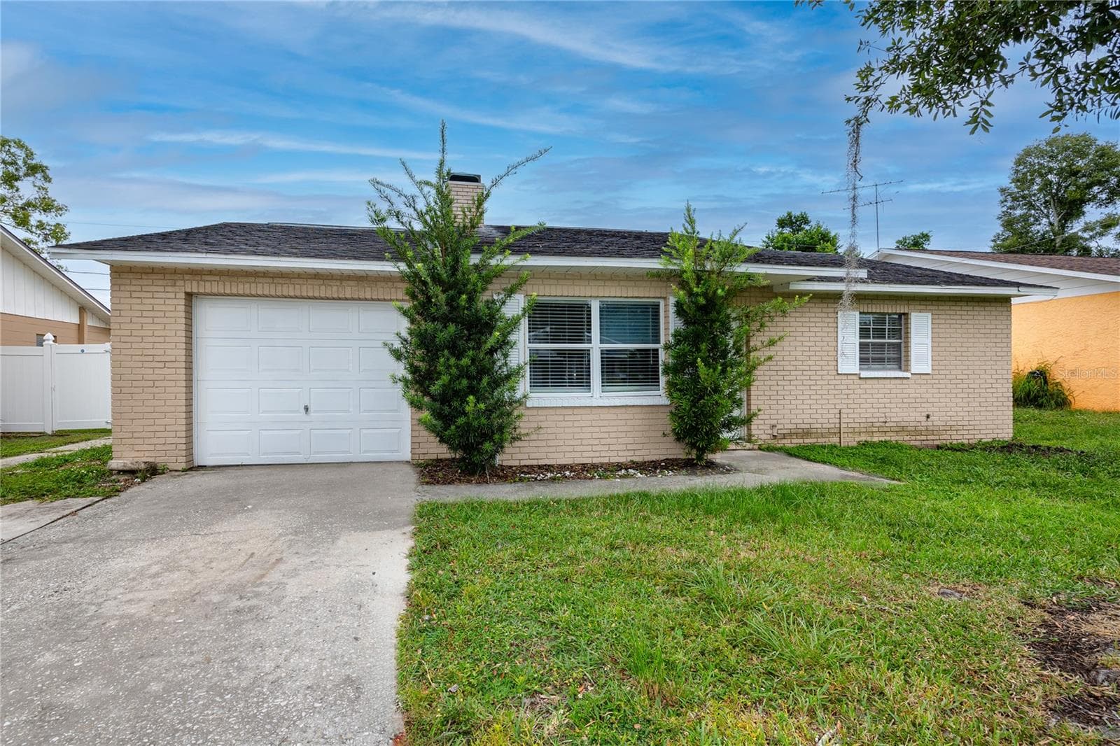 4624 WISTERIA DR