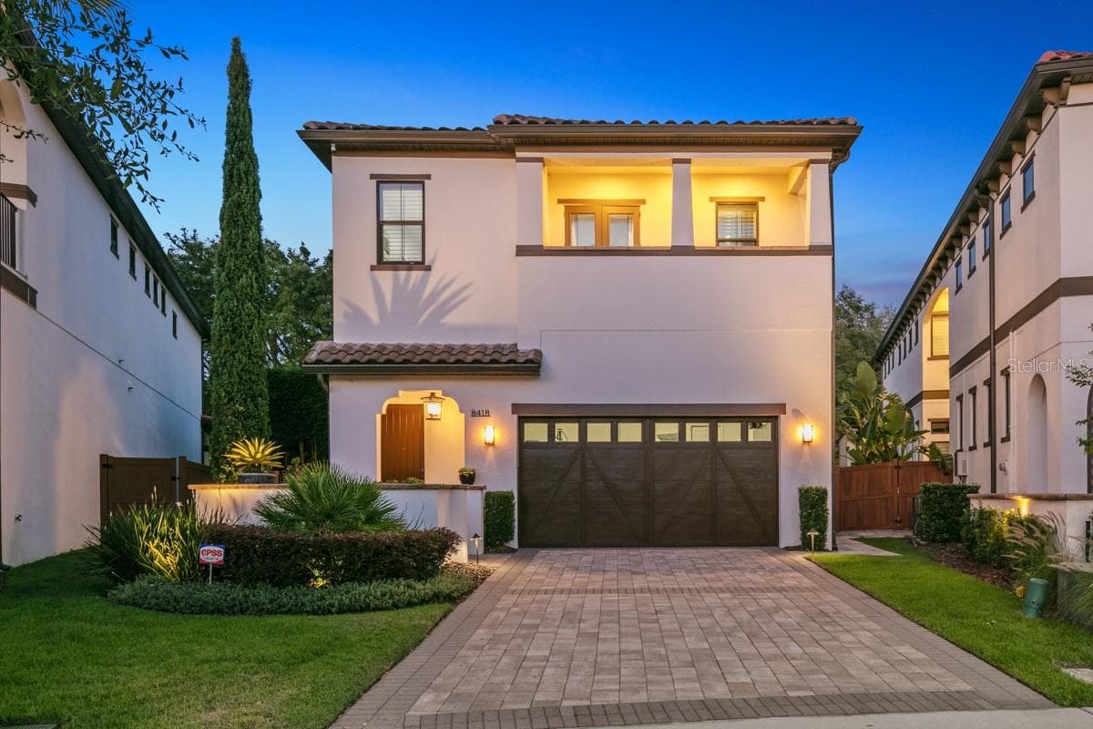 8418 VIA VITTORIA WAY