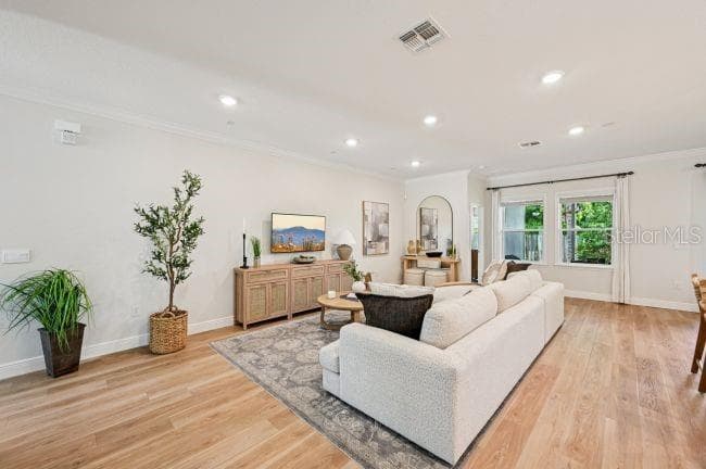 Model home - actual features may vary. - 4337 WINESAP WAY, LAKELAND