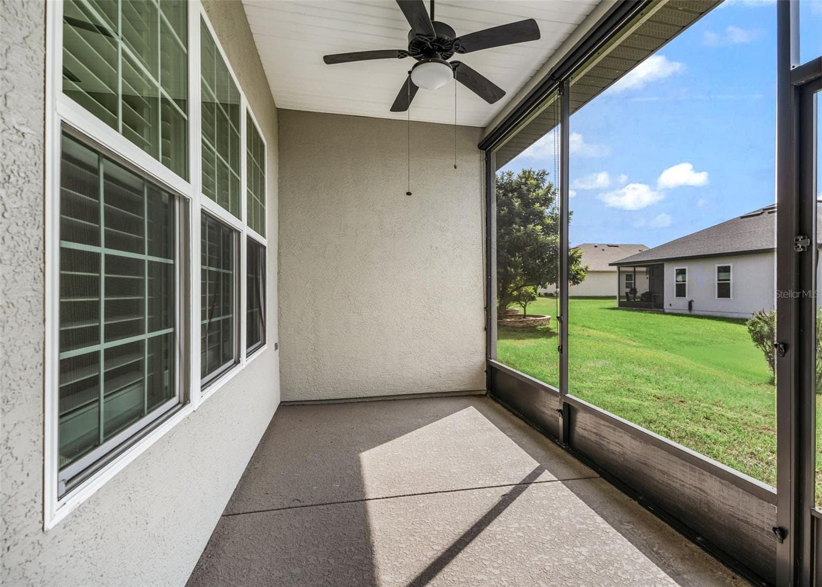 15 x 8 Screen Lanai - 11252 SE 170TH PL, SUMMERFIELD