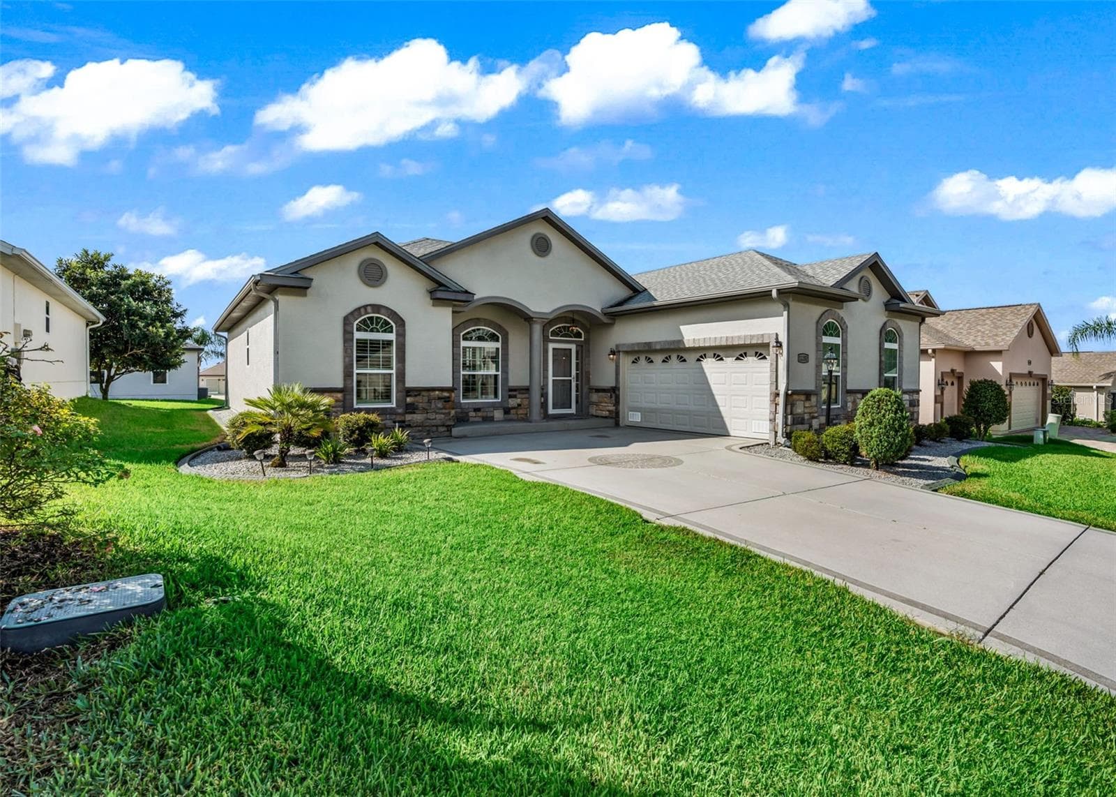 3/2 Dogwood w/Side Facing 2 Car Garage - 11252 SE 170TH PL, SUMMERFIELD