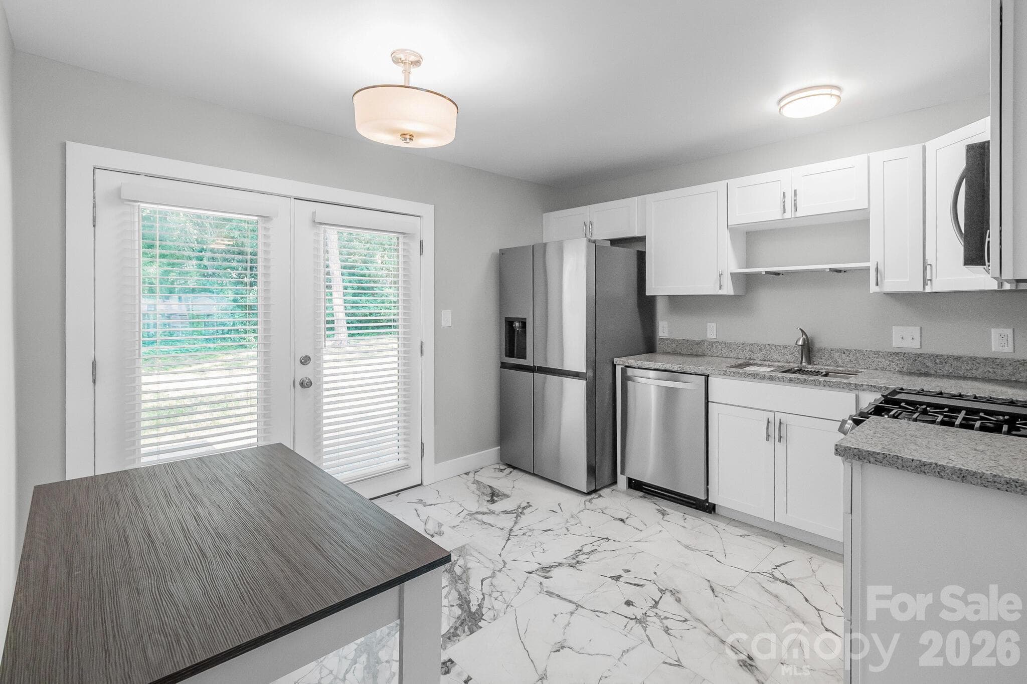 Condominium at 3105 Erskine Drive, Charlotte, photo 7 of 31