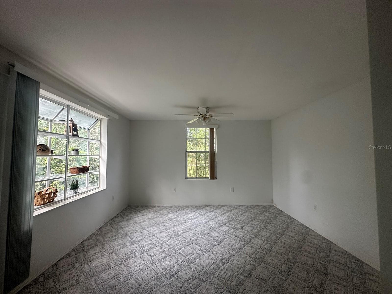 Master Sitting room with Garden Window - 10816 SW 83RD AVE, OCALA