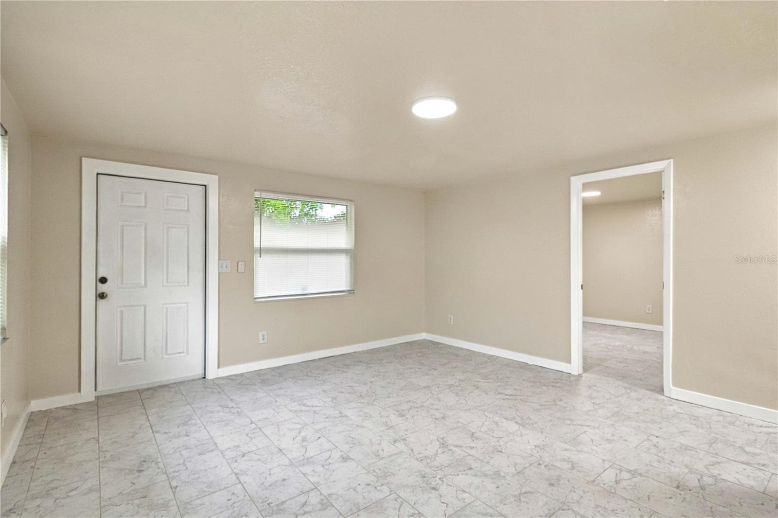 Duplex at 4212 9TH ST E, BRADENTON, photo 6 of 32