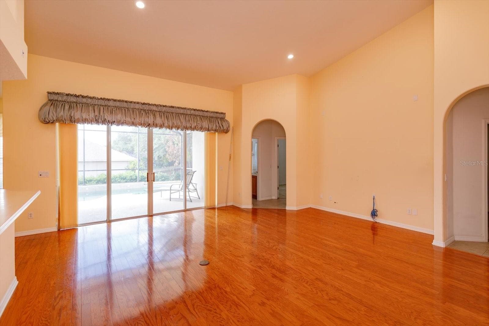 family room - 3465 N ROLLING HILLS LN, APOPKA