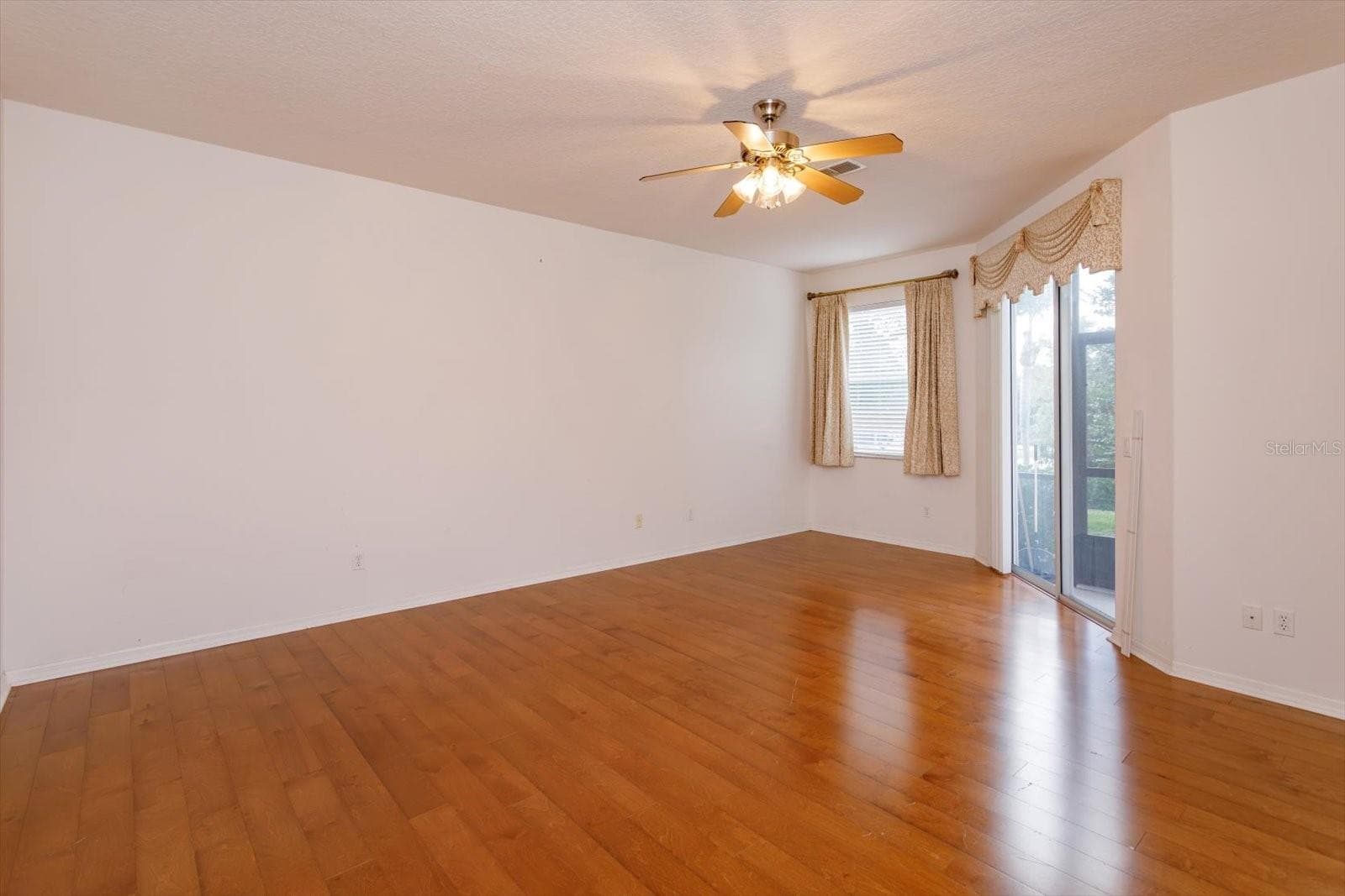 master bedroom - 3465 N ROLLING HILLS LN, APOPKA