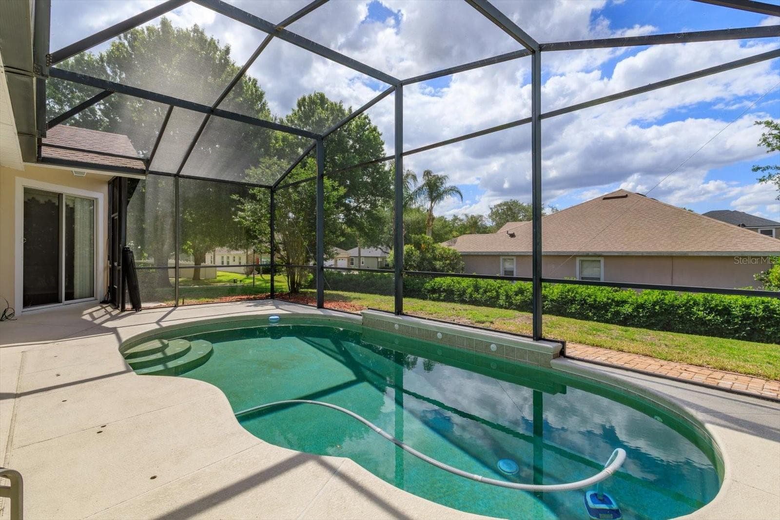 enclosed pool - 3465 N ROLLING HILLS LN, APOPKA