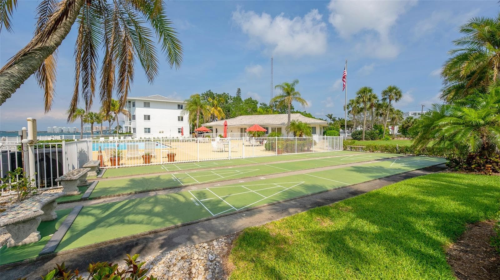 Condominium at 777 JOHN RINGLING BLVD #36, SARASOTA, photo 35 of 42