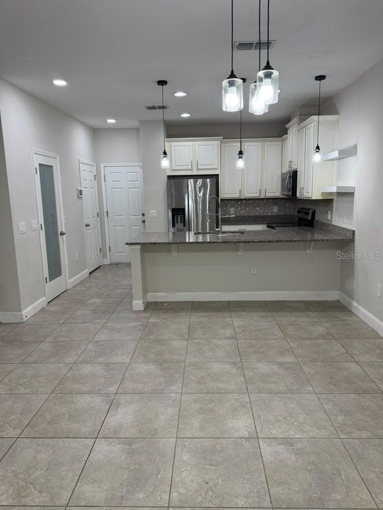 Townhouse at 2613 PLAY HARD ALLEY, KISSIMMEE, photo 9 of 27