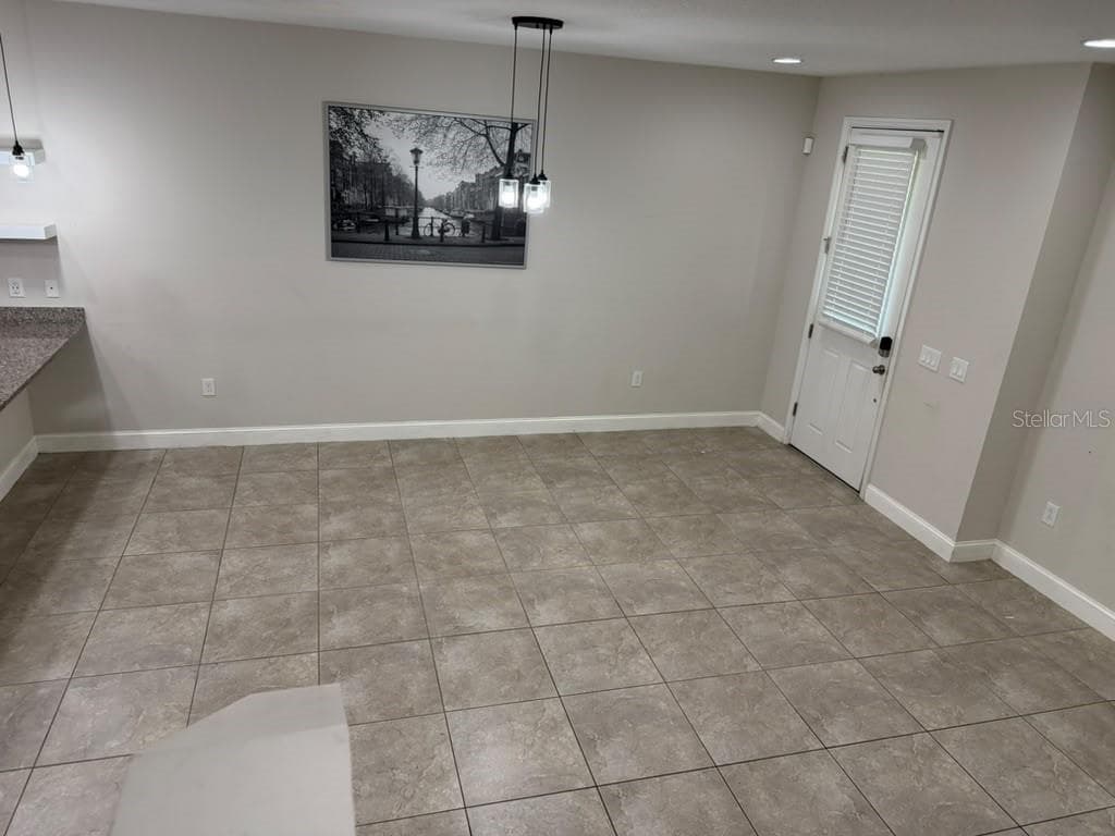 Townhouse at 2613 PLAY HARD ALLEY, KISSIMMEE, photo 13 of 27