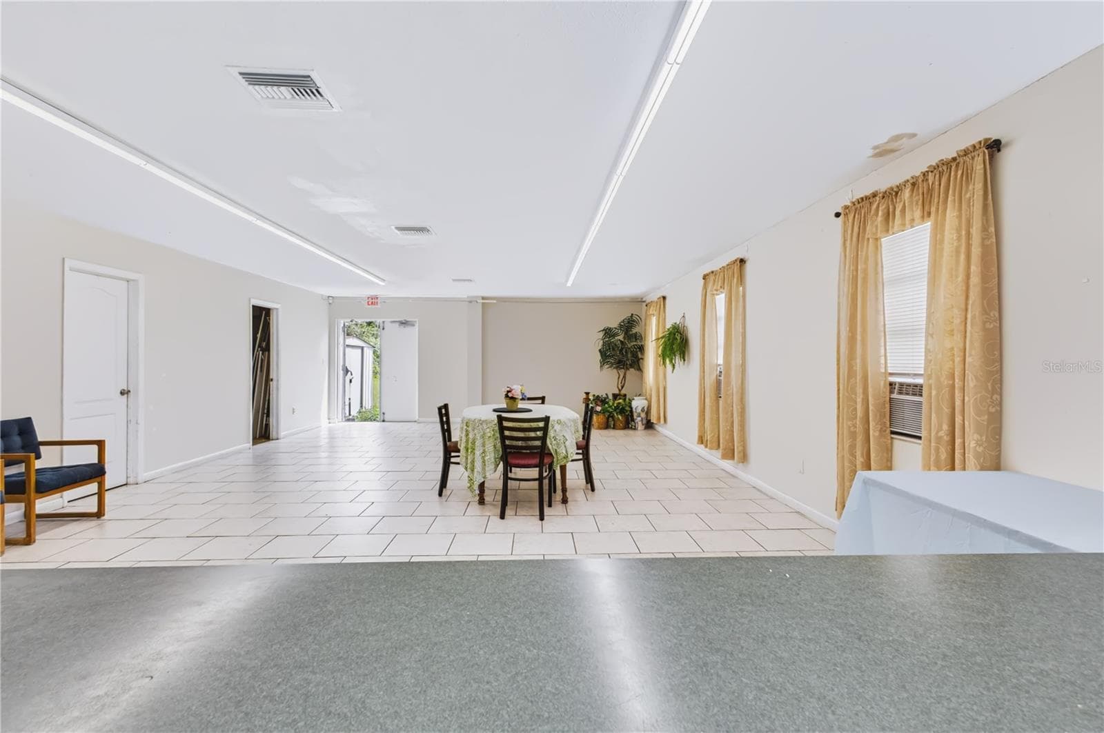Mixed Use at 6600 HOFFNER AVE, ORLANDO, photo 20 of 40