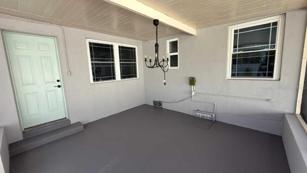 Single Family Residence at 324 36TH AVE NE, ST PETERSBURG, photo 7 of 15