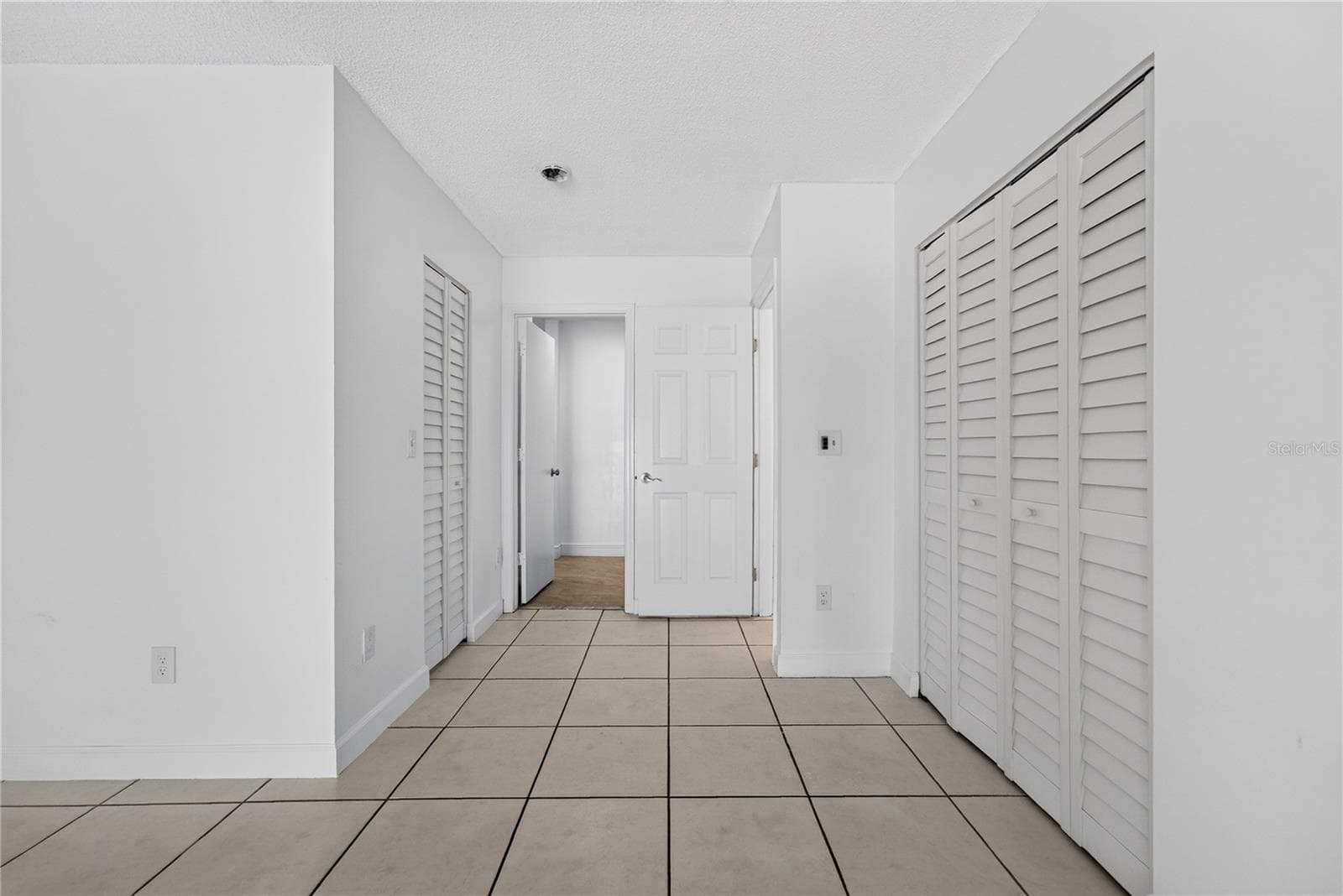 Single Family Residence at 20134 SW 131 CT, MIAMI, photo 13 of 33