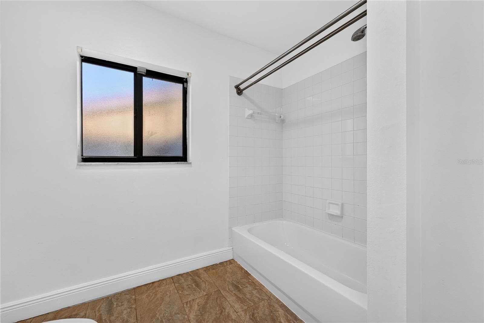 Single Family Residence at 20134 SW 131 CT, MIAMI, photo 16 of 33