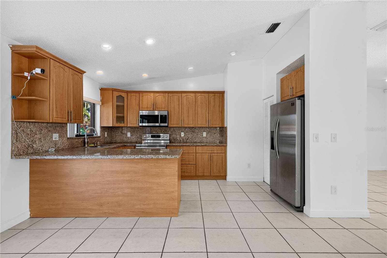 Single Family Residence at 20134 SW 131 CT, MIAMI, photo 17 of 33