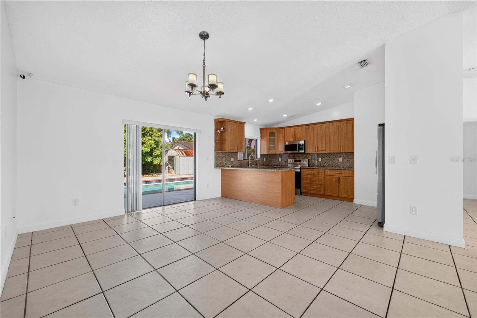 Single Family Residence at 20134 SW 131 CT, MIAMI, photo 19 of 33